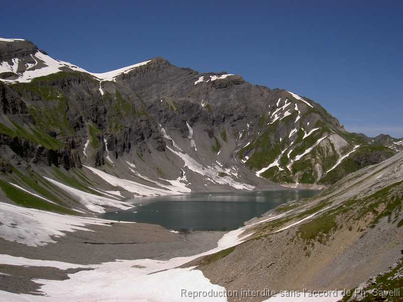 PICT0608 Lac du vieux Emosson et pointe de la Finive vu des Traces
